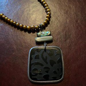 Silpada Etched Shell Necklace - lovely statement piece